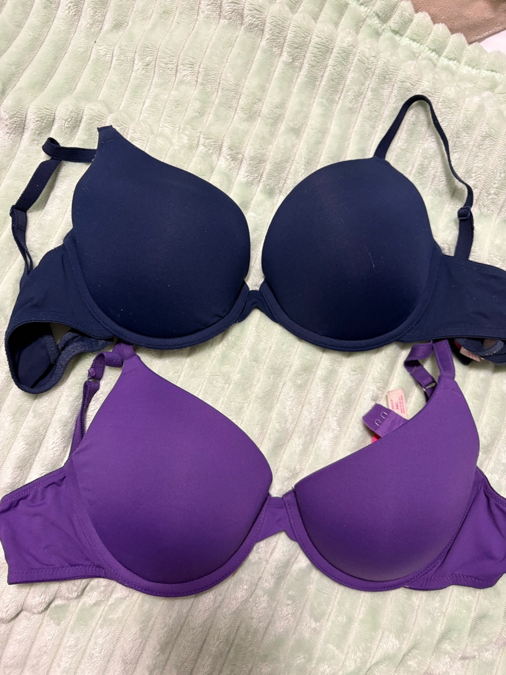 PINK Victoria's Secret Navy & Purple Push-Up Bras (2-Pack)